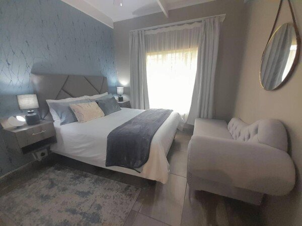House 3 bedrooms, with pool