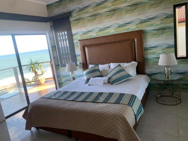 House 3 bedrooms, with sea view