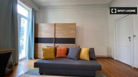 Room 16 guests, with wifi