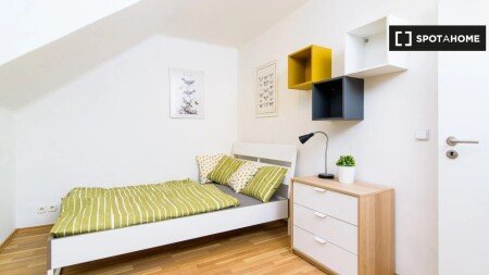 Chambre 10 voyageurs, avec climatisation
