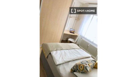 Chambre 8 voyageurs, avec climatisation