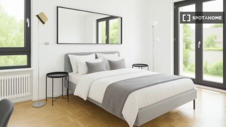 Room 8 guests, with air conditioning