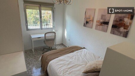 Chambre 8 voyageurs, avec wifi