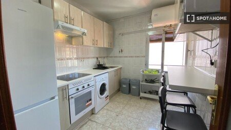 Habitación 8 huéspedes, con wifi