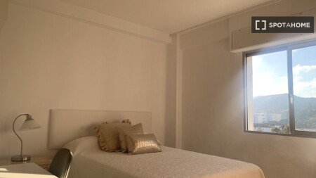 Habitación 8 huéspedes, con aire acondicionado