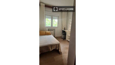 Room 8 guests, with air conditioning