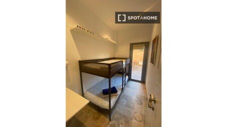 Chambre 4 voyageurs, avec climatisation