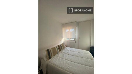 Apartment 4 bedrooms, with wifi