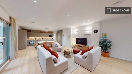 Habitación 20 huéspedes, con aire acondicionado