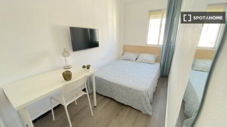 Chambre 8 voyageurs, avec climatisation