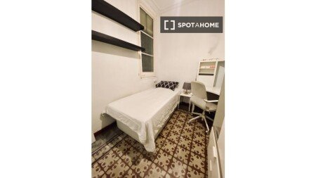 Chambre 6 voyageurs, avec wifi