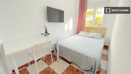Habitación 8 huéspedes, con aire acondicionado