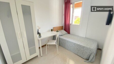 Chambre 8 voyageurs, avec climatisation