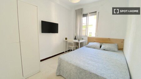 Habitación 8 huéspedes, con aire acondicionado