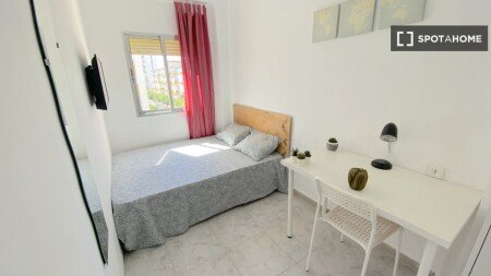 Chambre 8 voyageurs, avec climatisation