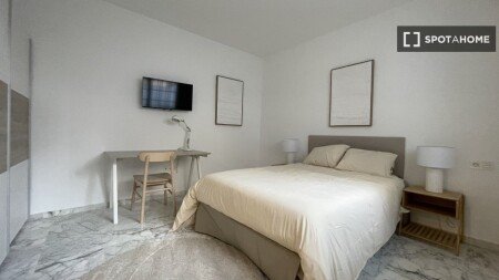 Habitación 18 huéspedes, con aire acondicionado
