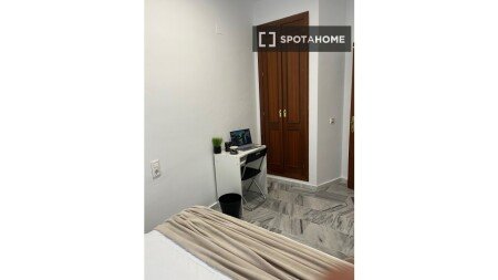 Chambre 6 voyageurs, avec climatisation