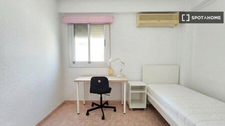 Chambre 8 voyageurs, avec climatisation