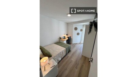 Habitación 4 huéspedes, con aire acondicionado