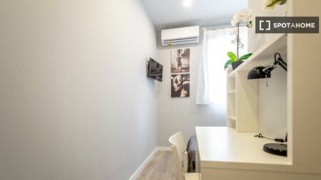 Habitación 28 huéspedes, con wifi