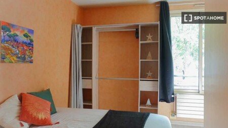 Chambre 8 voyageurs, avec wifi