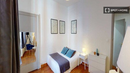 Chambre 12 voyageurs, avec wifi