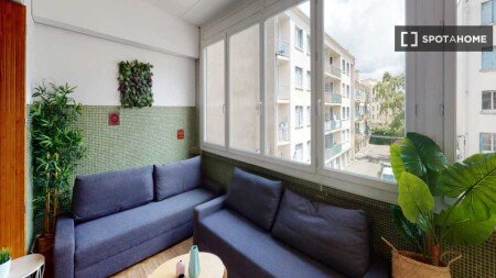 Room 22 guests, with wifi