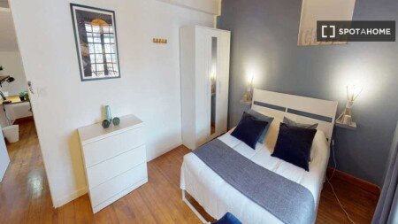 Chambre 22 voyageurs, avec wifi