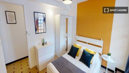 Chambre 22 voyageurs, avec wifi