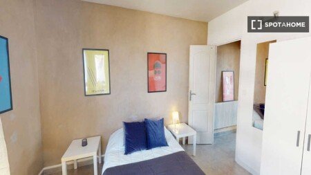 Chambre 8 voyageurs, avec wifi