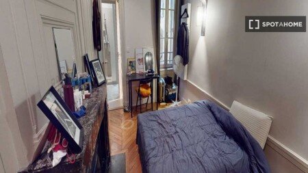 Chambre 8 voyageurs, avec wifi