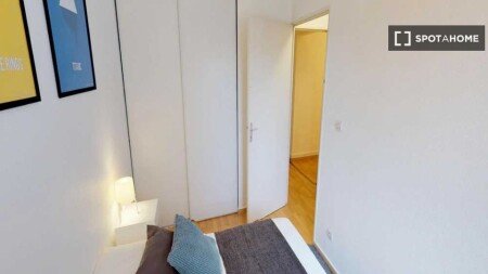 Chambre 8 voyageurs, avec wifi