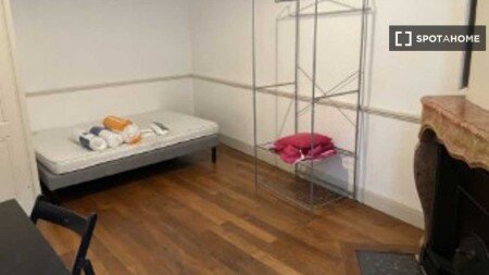 Chambre 8 voyageurs, avec wifi