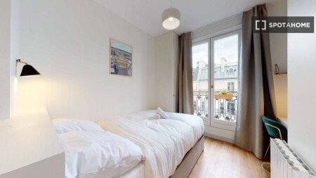 Room 36 guests, with air conditioning