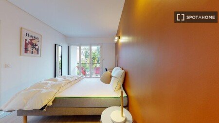 Habitación 30 huéspedes, con aire acondicionado