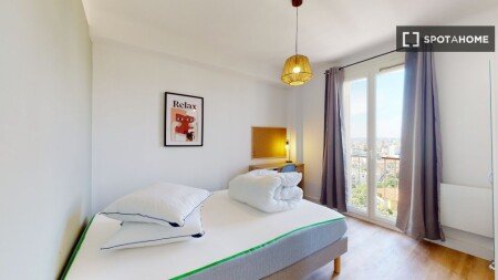 Habitación 18 huéspedes, con aire acondicionado