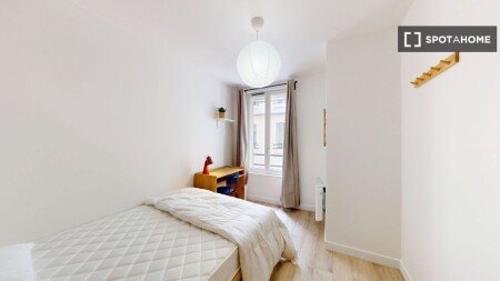 Chambre 12 voyageurs, avec climatisation