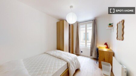Chambre 12 voyageurs, avec climatisation