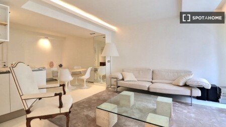 Apartment with air conditioning