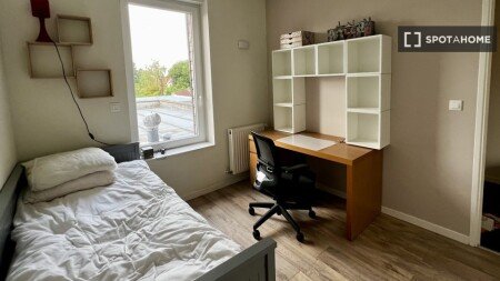Chambre 4 voyageurs, avec climatisation