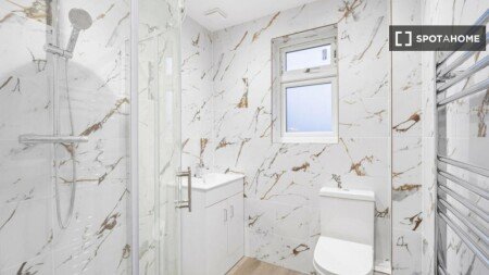 Chambre 8 voyageurs, avec wifi