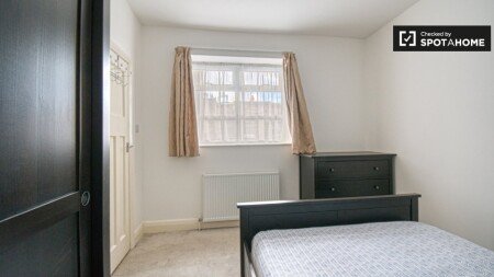 Chambre 4 voyageurs, avec wifi
