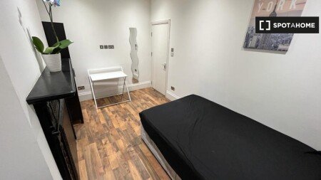 Chambre 10 voyageurs, avec climatisation