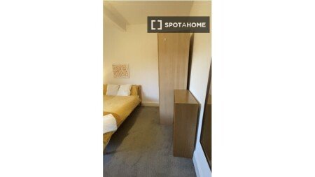 Chambre 6 voyageurs, avec wifi