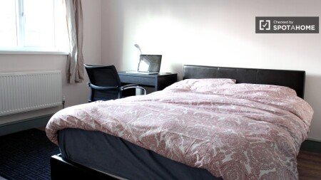 Chambre 10 voyageurs, avec climatisation