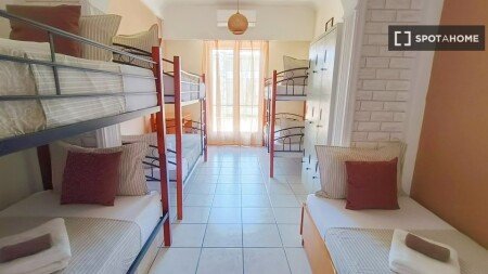 Chambre 8 voyageurs, avec climatisation