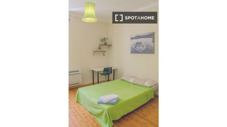 Chambre 8 voyageurs, avec climatisation