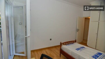 Chambre 4 voyageurs, avec climatisation