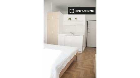 Apartment with air conditioning