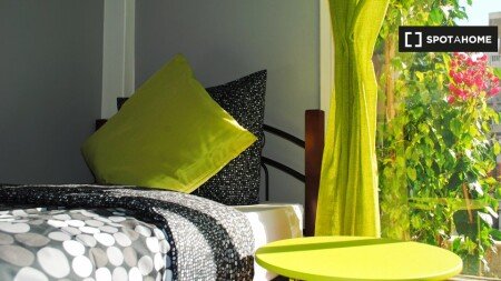 Chambre 16 voyageurs, avec climatisation